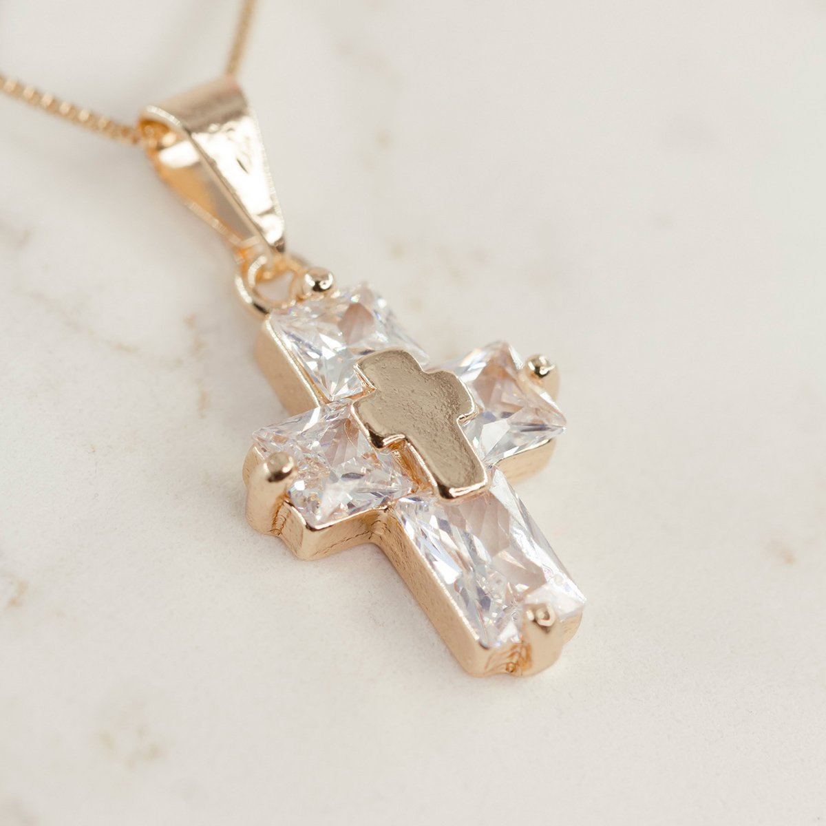 27923-DIJE-DOBLE-CRUZ-CRISTAL-bj.jpg DIJE DOBLE CRUZ CRISTAL - Imagen 1